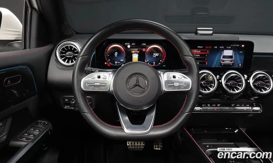 Mercedes-Benz GLB-Class 2022 2.0 автомат (гидро), фото 19
