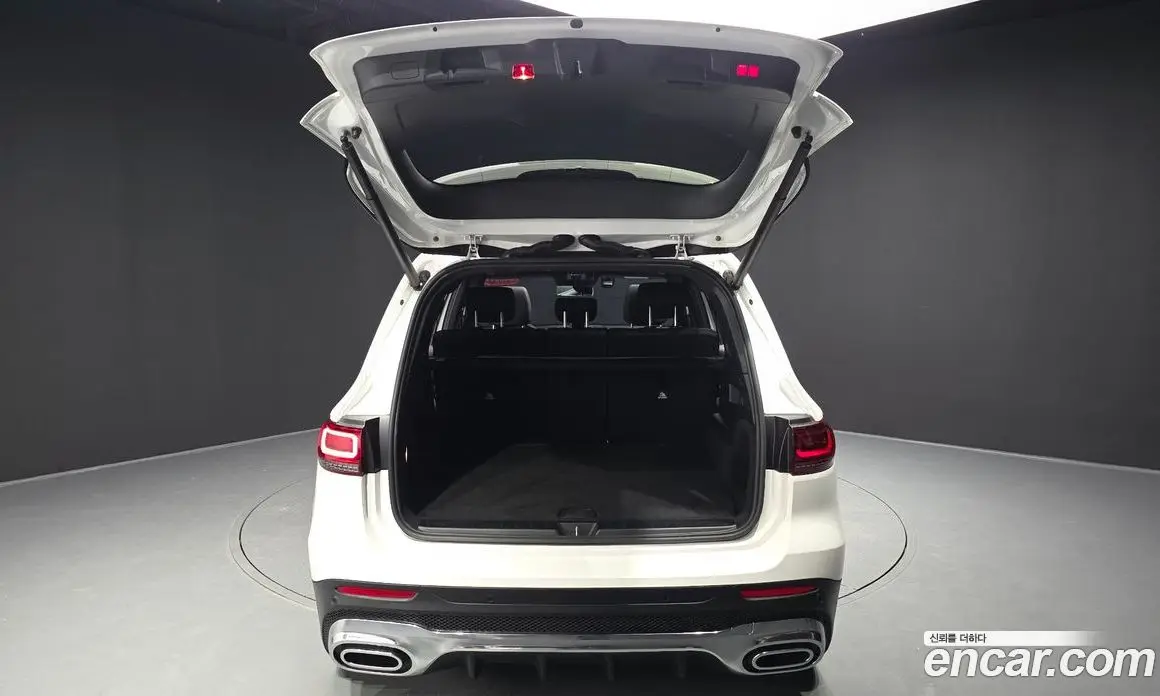 Mercedes-Benz GLB-Class 2022 2.0 автомат (гидро), фото 27