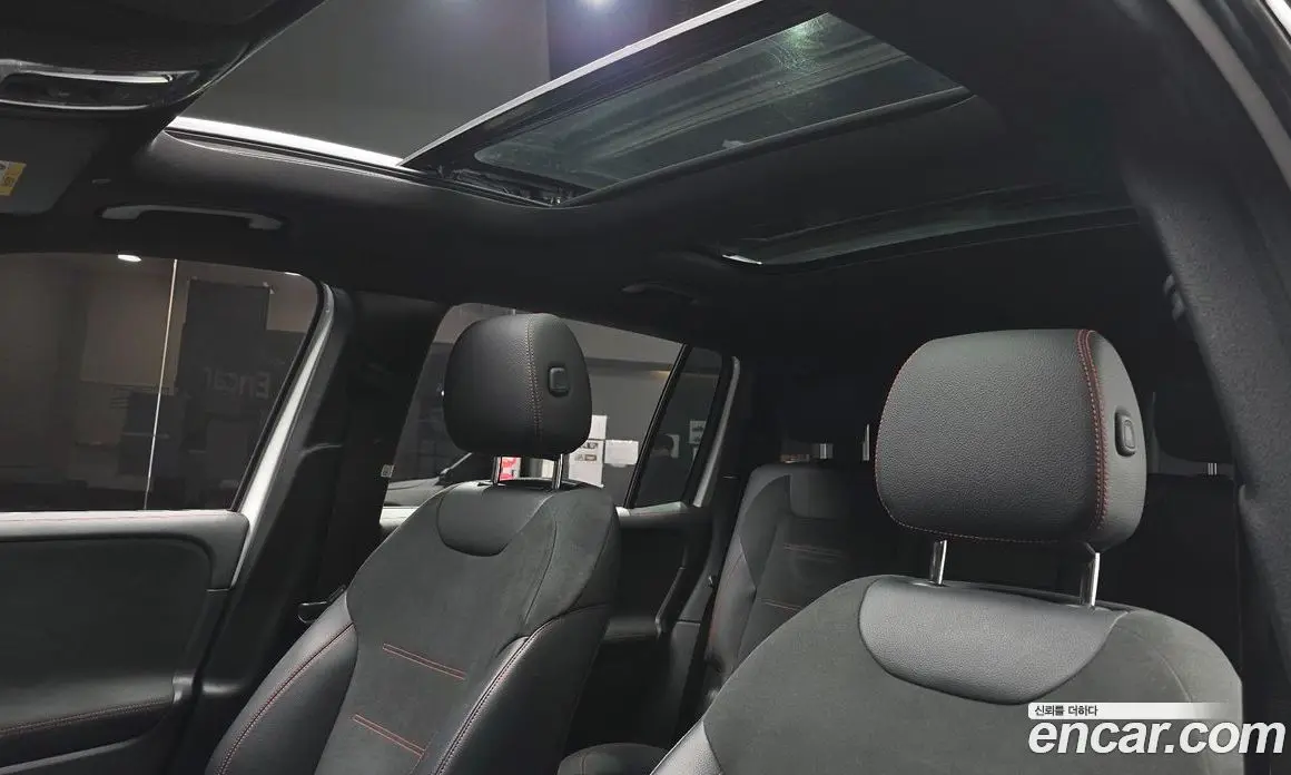 Mercedes-Benz GLB-Class 2022 2.0 автомат (гидро), фото 32