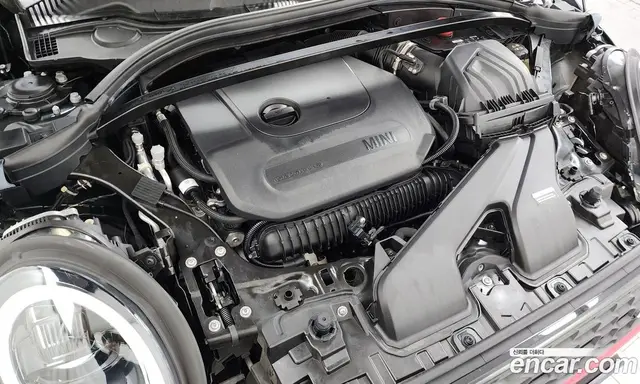Mini Clubman 2023 2.0 автомат (гидро), миниатюра 6