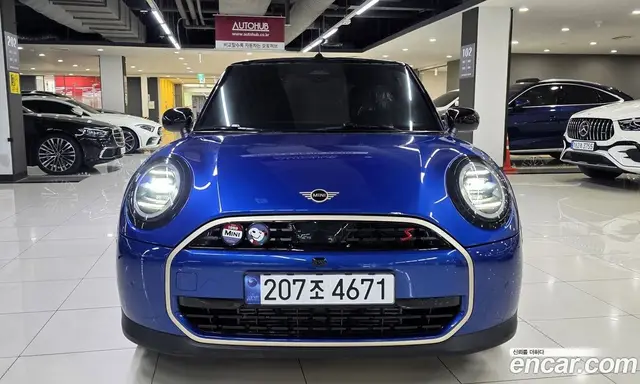 Mini Cooper Convertible 2025 2.0 автомат (гидро), миниатюра 2 Mini Cooper Convertible 2025 2.0 автомат (гидро), миниатюра 2