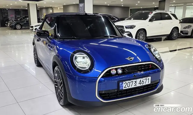Mini Cooper Convertible 2025 2.0 автомат (гидро), миниатюра 5 Mini Cooper Convertible 2025 2.0 автомат (гидро), миниатюра 5