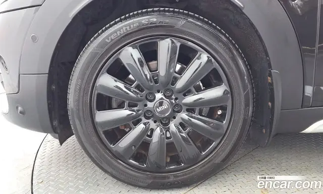 Mini Countryman 2019 2.0 автомат (гидро), миниатюра 5