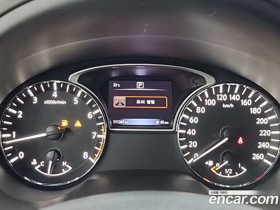 Nissan Altima 2016 2.5 автомат (гидро), фото 6