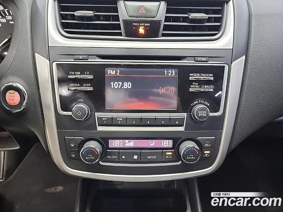 Nissan Altima 2016 2.5 автомат (гидро), фото 10