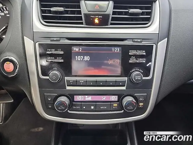 Nissan Altima 2016 2.5 автомат (гидро), миниатюра 10