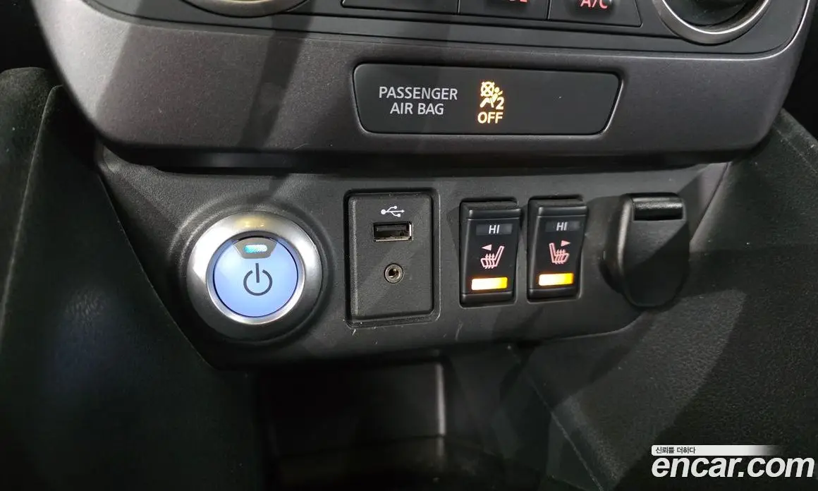 Nissan Leaf 2019 0.1 автомат (гидро), фото 19