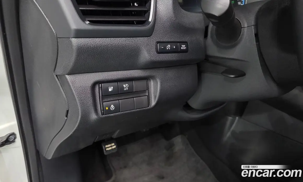 Nissan Leaf 2019 0.1 автомат (гидро), фото 26