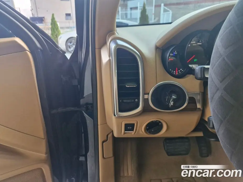 Porsche Cayenne 2011 3.0 автомат (гидро), фото 18