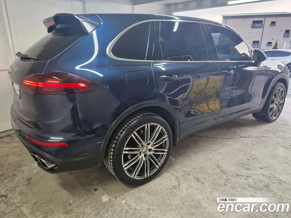 Porsche Cayenne 2011 3.0 автомат (гидро), фото 7