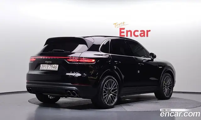 Porsche Cayenne 2020 3.0 автомат (гидро), миниатюра 2