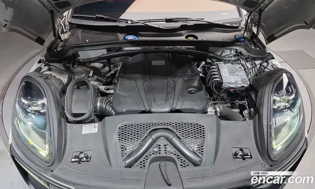 Porsche Macan 2023 2.9 автомат (гидро), миниатюра 6