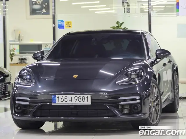 Porsche Panamera 2022 2.9 автомат (гидро), миниатюра 1