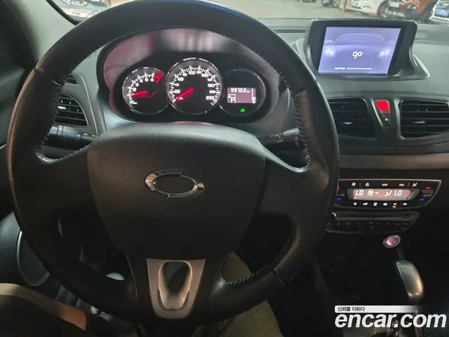 Renault (Samsung) SM3 2011 1.6 автомат (гидро), миниатюра 8