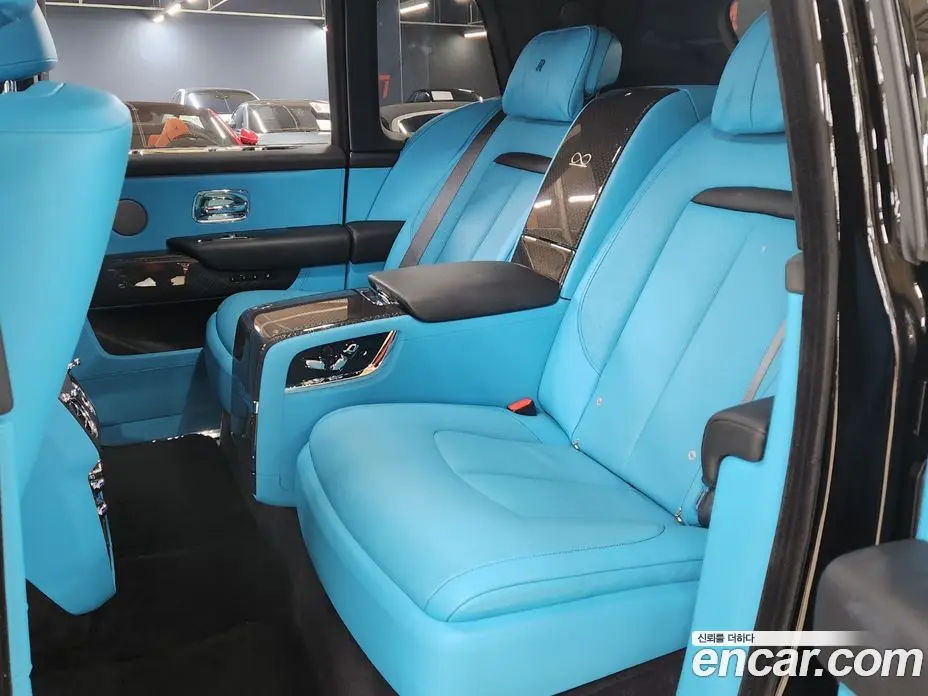 Rolls-Royce Cullinan 2023 6.7 автомат (гидро), фото 15