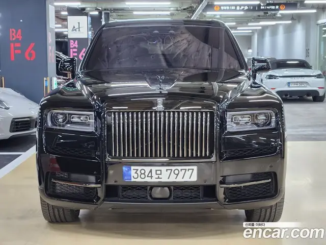 Rolls-Royce Cullinan 2023 6.7 автомат (гидро), миниатюра 3
