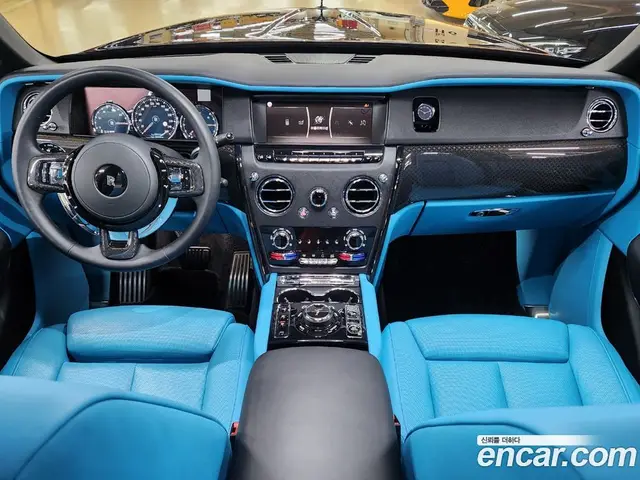 Rolls-Royce Cullinan 2023 6.7 автомат (гидро), миниатюра 7