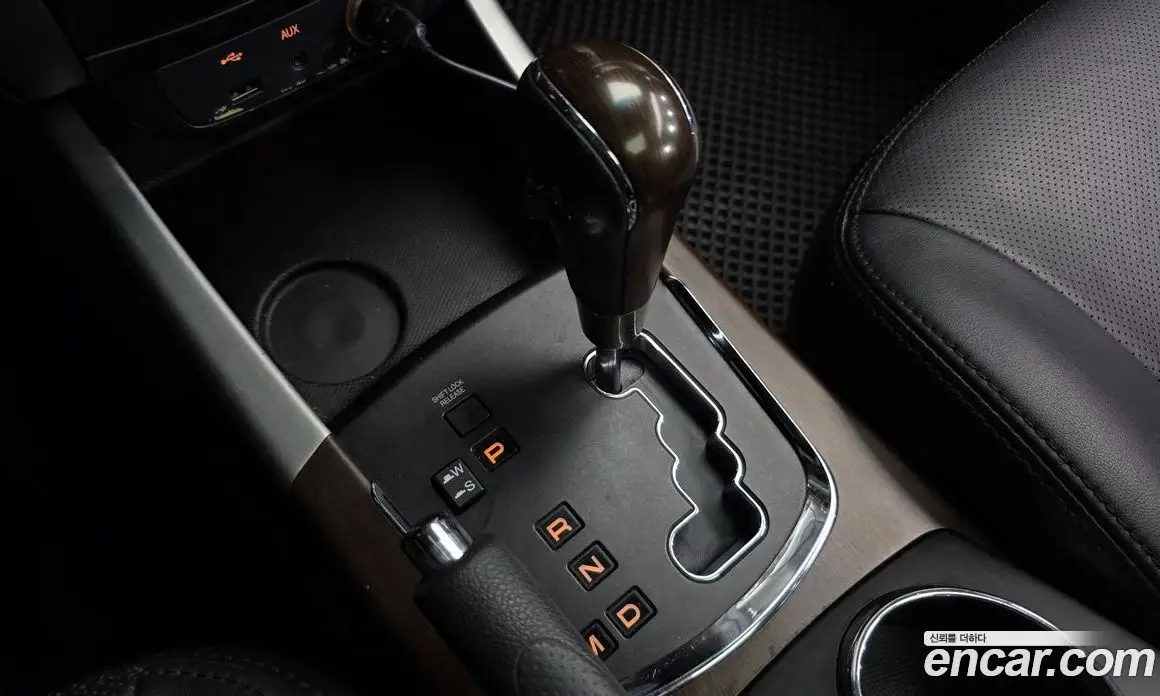SsangYong Korando 2012 2.0 автомат (гидро), фото 9