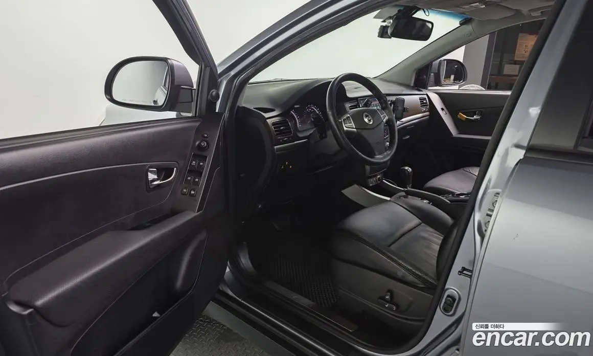 SsangYong Korando 2012 2.0 автомат (гидро), фото 10