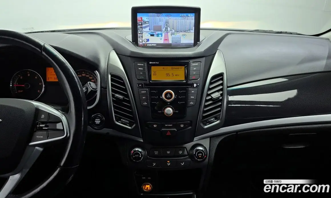SsangYong Korando 2017 2.2 автомат (гидро), фото 15
