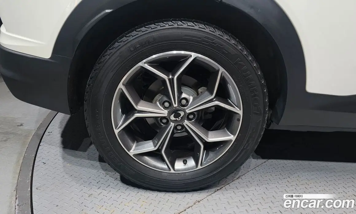 SsangYong Korando 2019 1.6 автомат (гидро), фото 5
