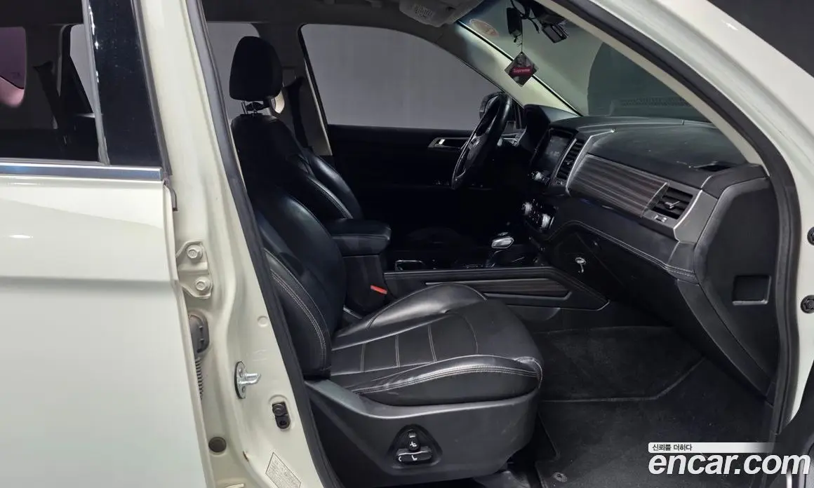 SsangYong Rexton 2018 2.2 автомат (гидро), фото 11