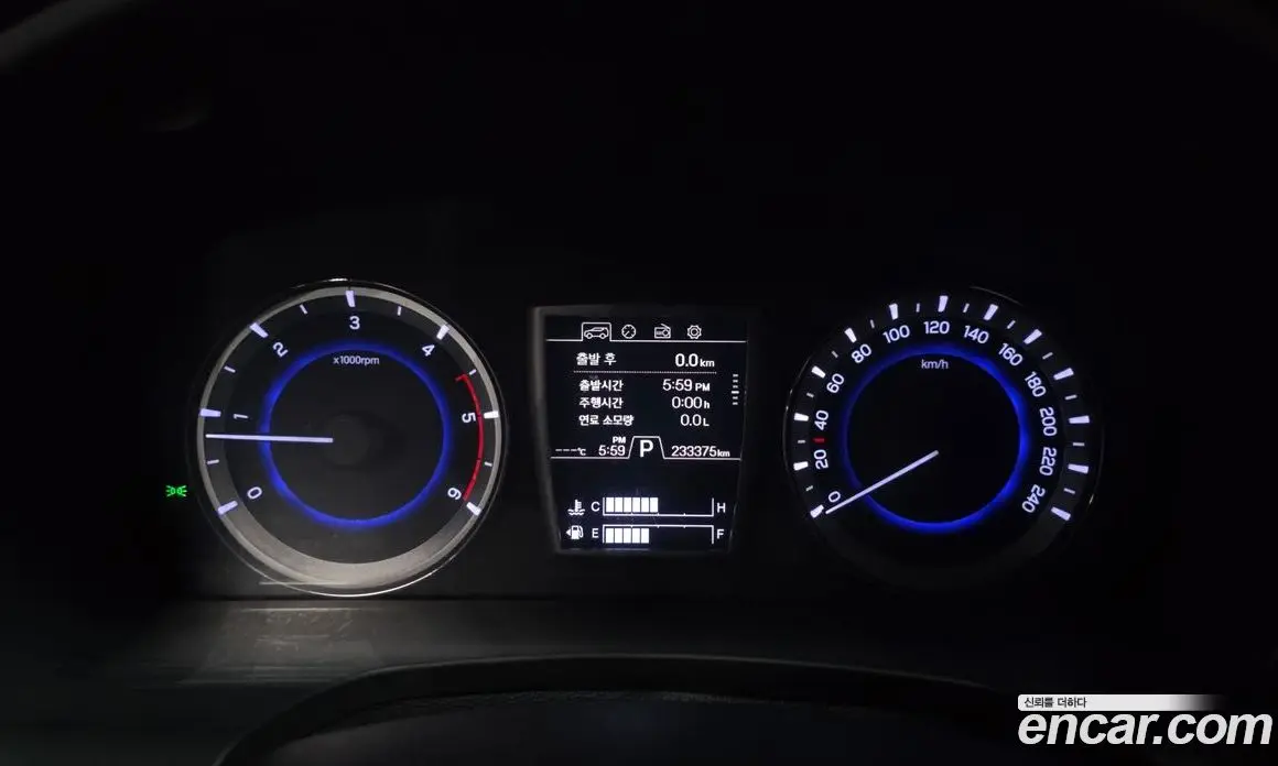 SsangYong Rexton 2018 2.2 автомат (гидро), фото 8
