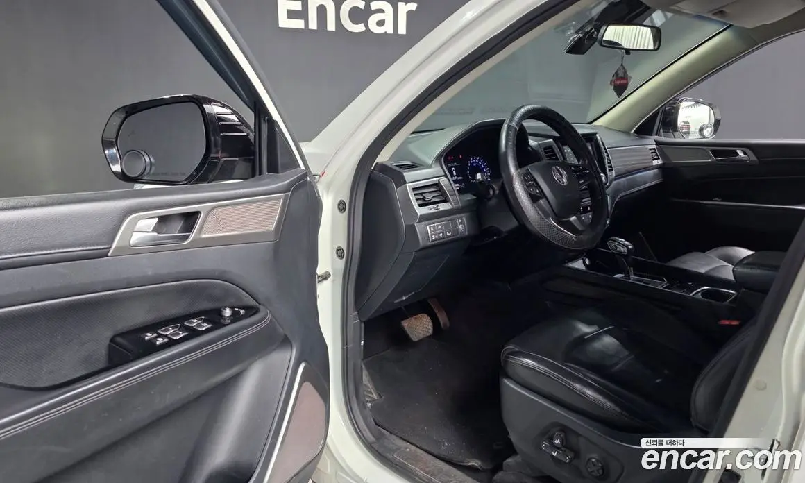 SsangYong Rexton 2018 2.2 автомат (гидро), фото 10