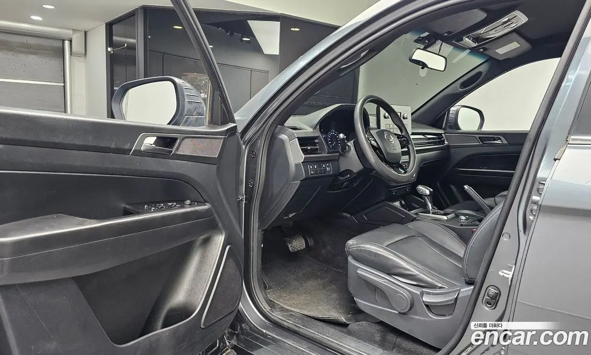 SsangYong Rexton 2024 2.2 автомат (гидро), фото 13