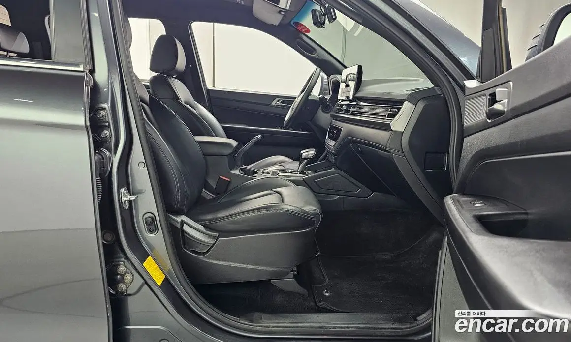 SsangYong Rexton 2024 2.2 автомат (гидро), фото 16