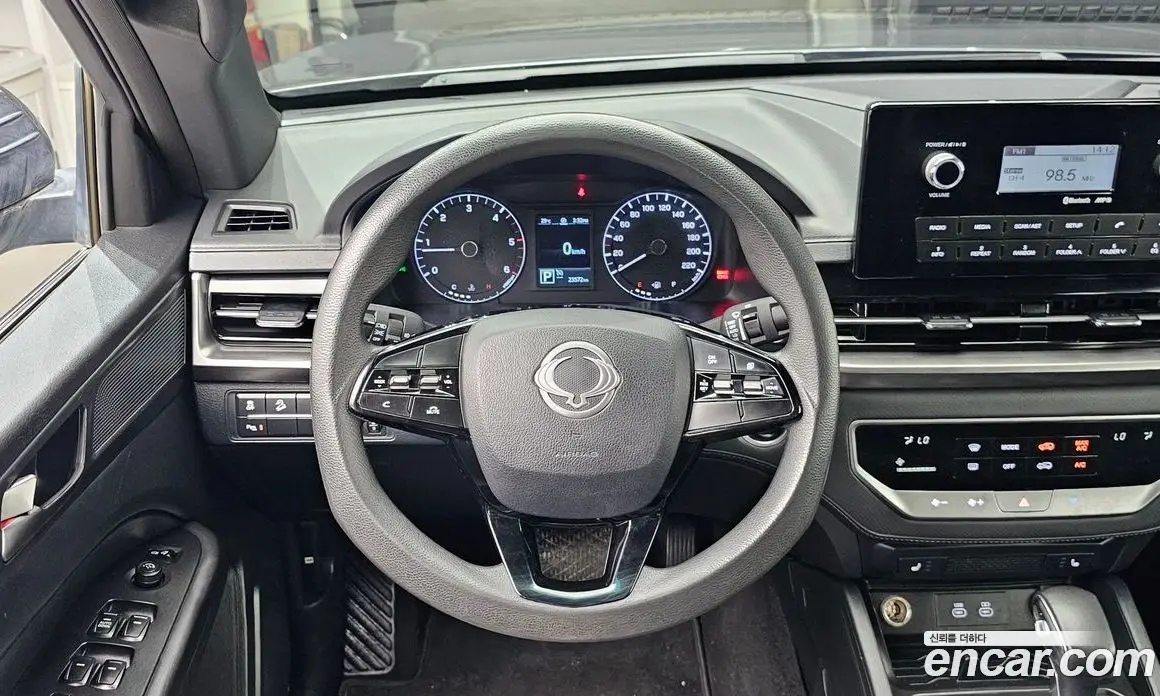 SsangYong Rexton 2024 2.2 автомат (гидро), фото 19