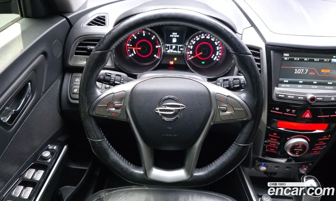 SsangYong TIBOLI 2015 1.6 автомат (гидро), фото 19
