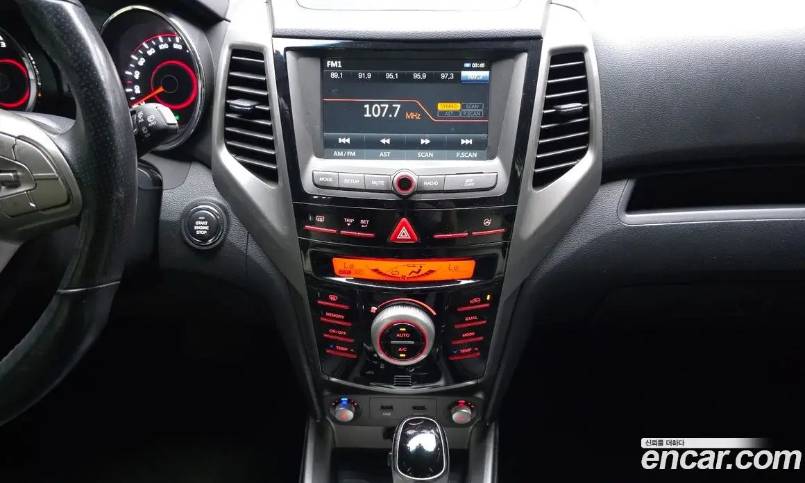 SsangYong TIBOLI 2015 1.6 автомат (гидро), фото 20