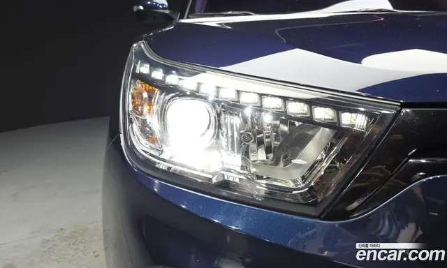 SsangYong TIBOLI 2015 1.6 автомат (гидро), миниатюра 8
