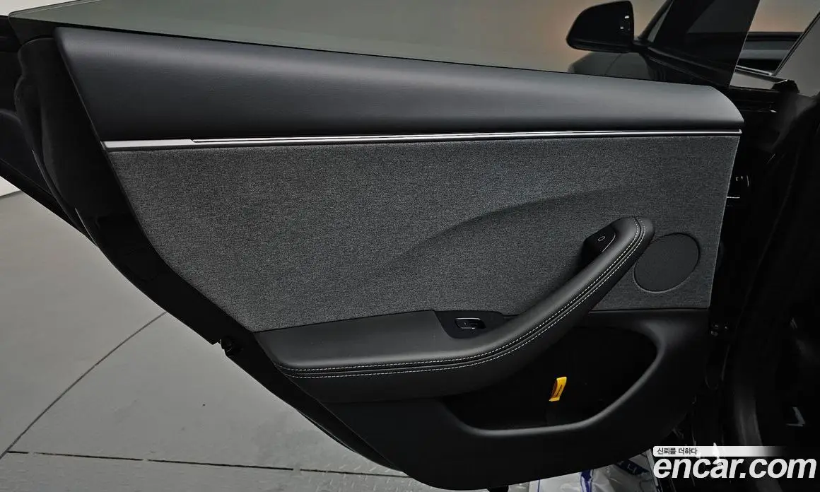 Tesla Model 3 2025 0.2 автомат (гидро), фото 14
