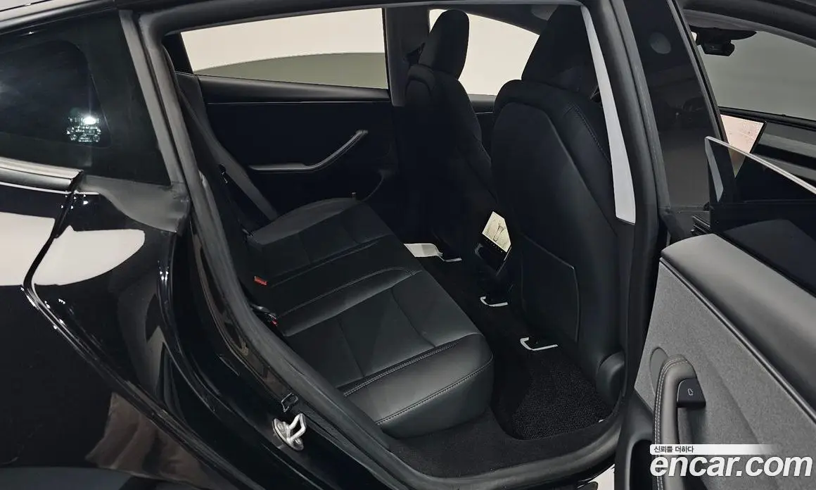 Tesla Model 3 2025 0.2 автомат (гидро), фото 17