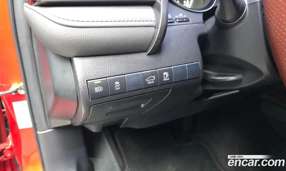 Toyota Camry 2019 2.5 автомат (гидро), фото 17