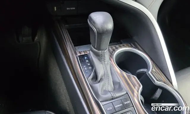 Toyota Camry 2019 2.5 автомат (гидро), миниатюра 9