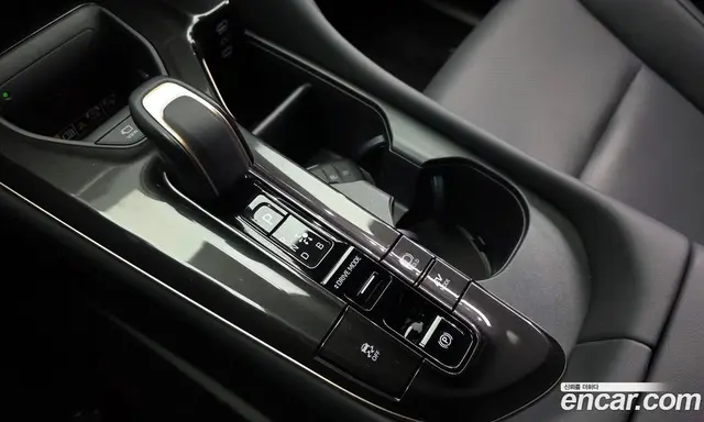 Toyota Crown 2024 2.5 автомат (гидро), миниатюра 9