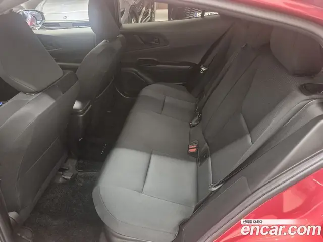 Toyota Prius 2024 2.0 автомат (вариатор), миниатюра 11