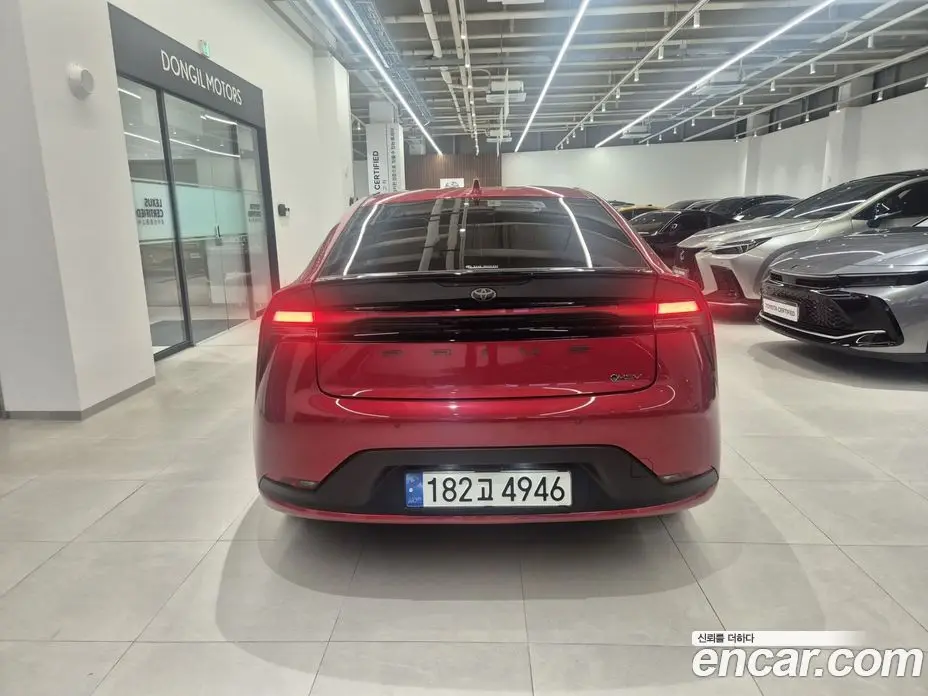 Toyota Prius 2024 2.0 автомат (вариатор), фото 4