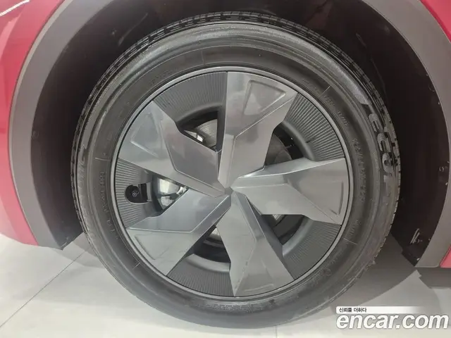 Toyota Prius 2024 2.0 автомат (вариатор), миниатюра 5