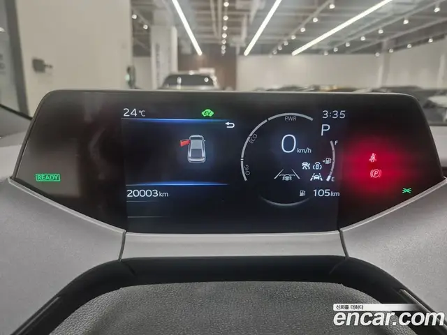 Toyota Prius 2024 2.0 автомат (вариатор), миниатюра 8