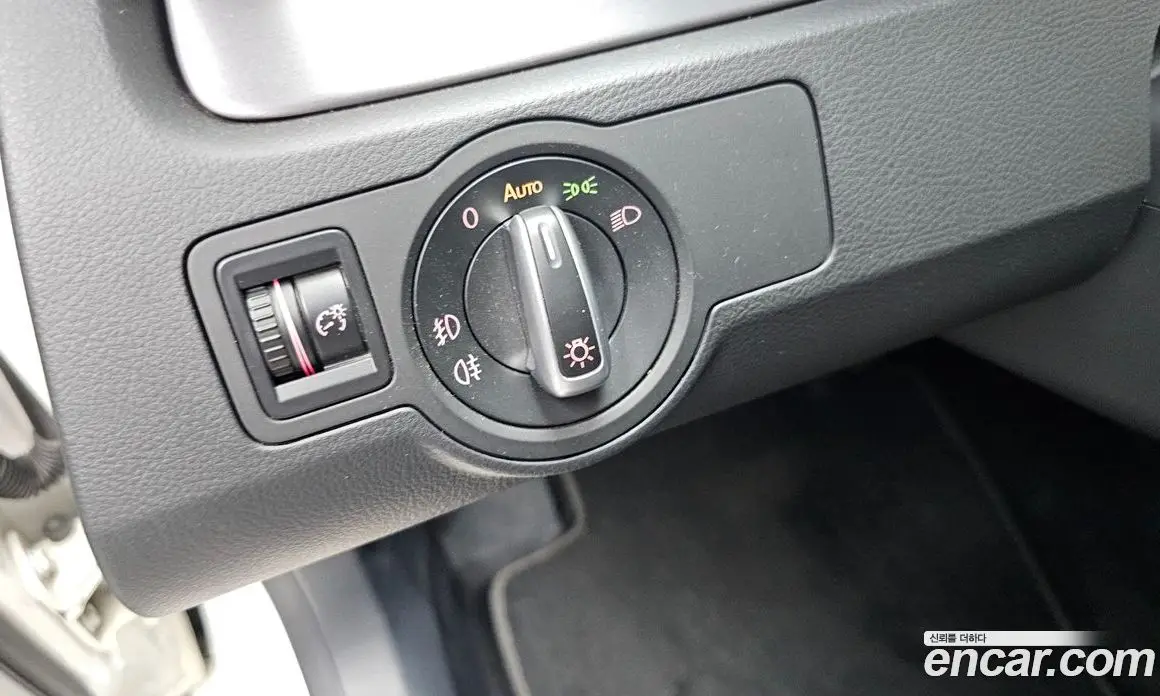 Volkswagen CC 2012 2.0 автомат (гидро), фото 16