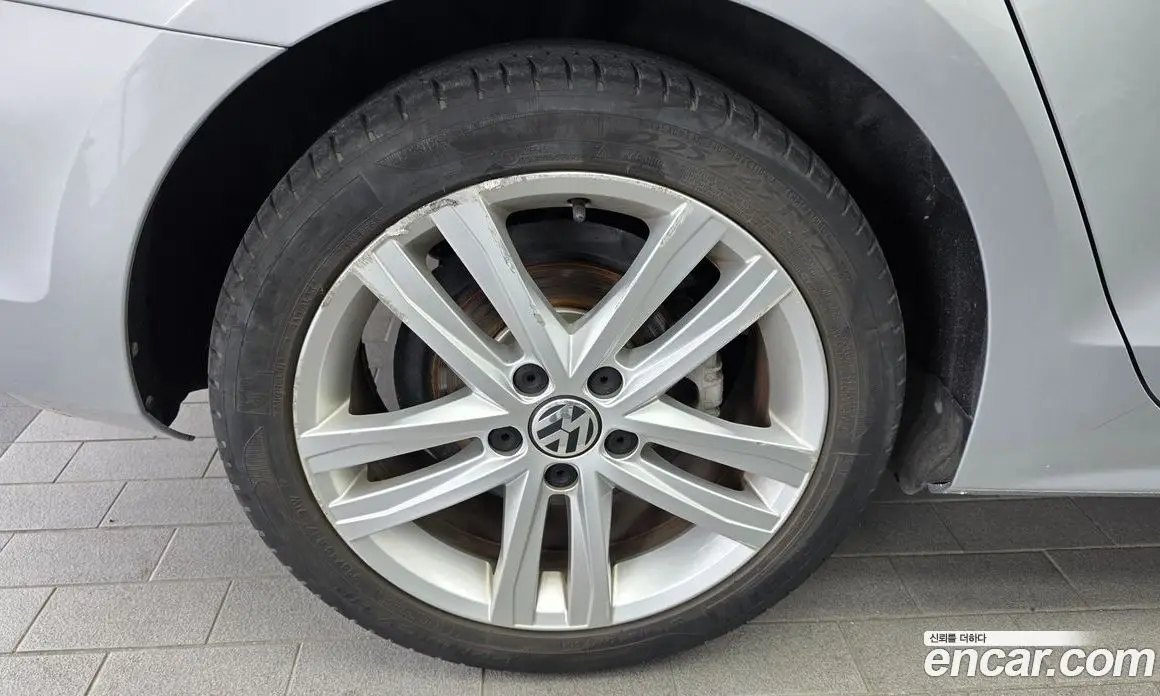 Volkswagen Jetta 2015 2.0 автомат (гидро), фото 5