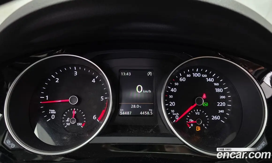 Volkswagen Jetta 2015 2.0 автомат (гидро), фото 8