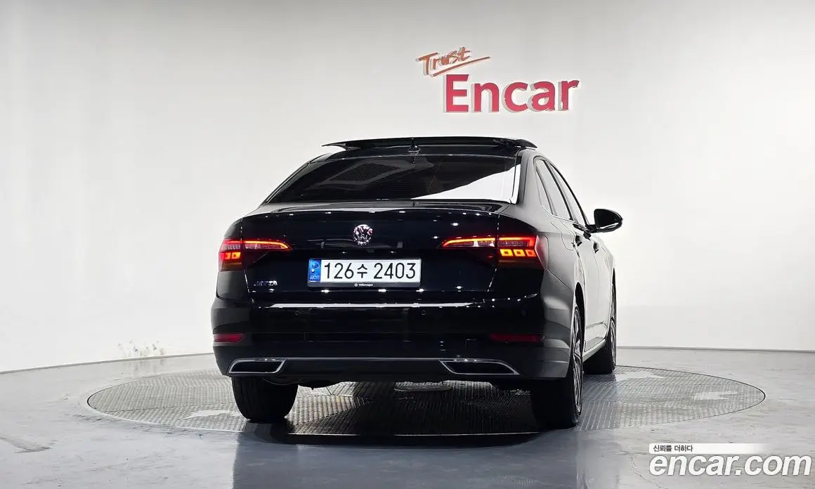 Volkswagen Jetta 2021 1.4 автомат (гидро), фото 3