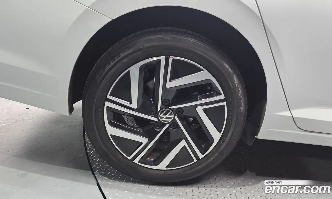 Volkswagen Jetta 2023 1.5 автомат (гидро), фото 5