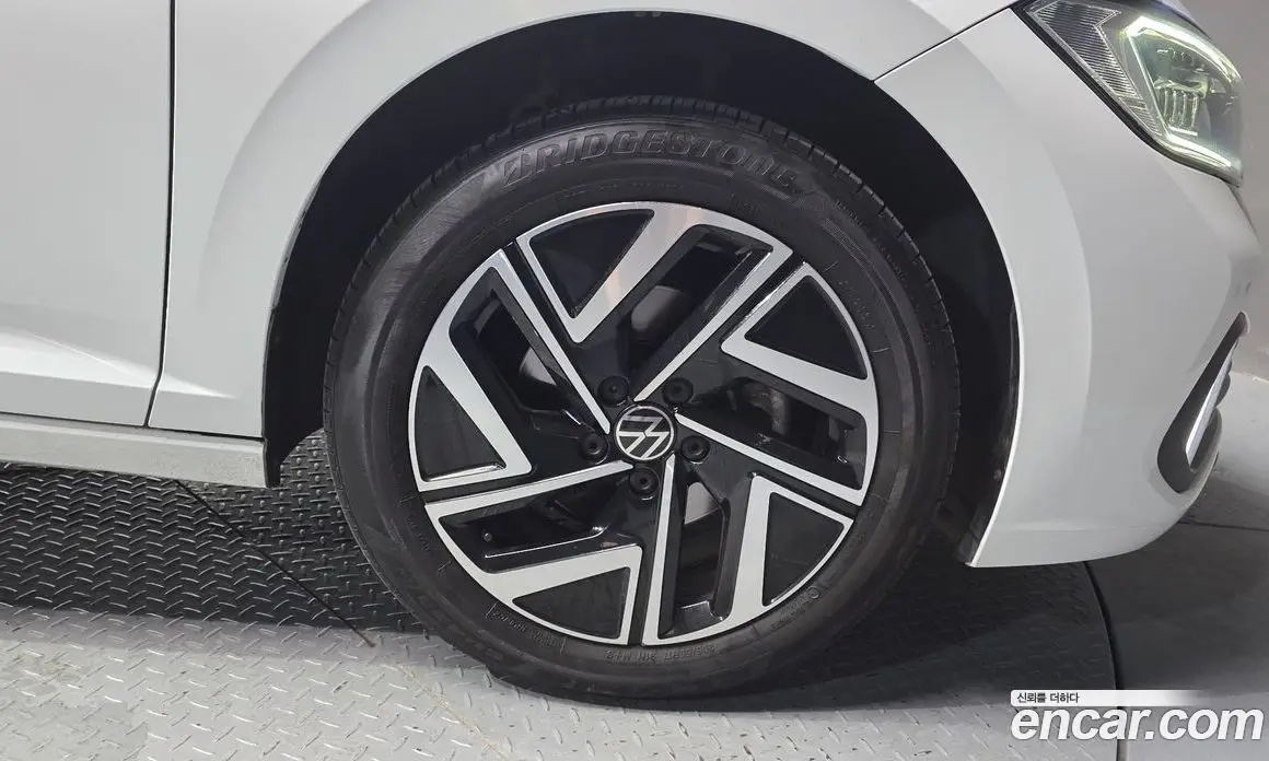Volkswagen Jetta 2023 1.5 автомат (гидро), фото 7