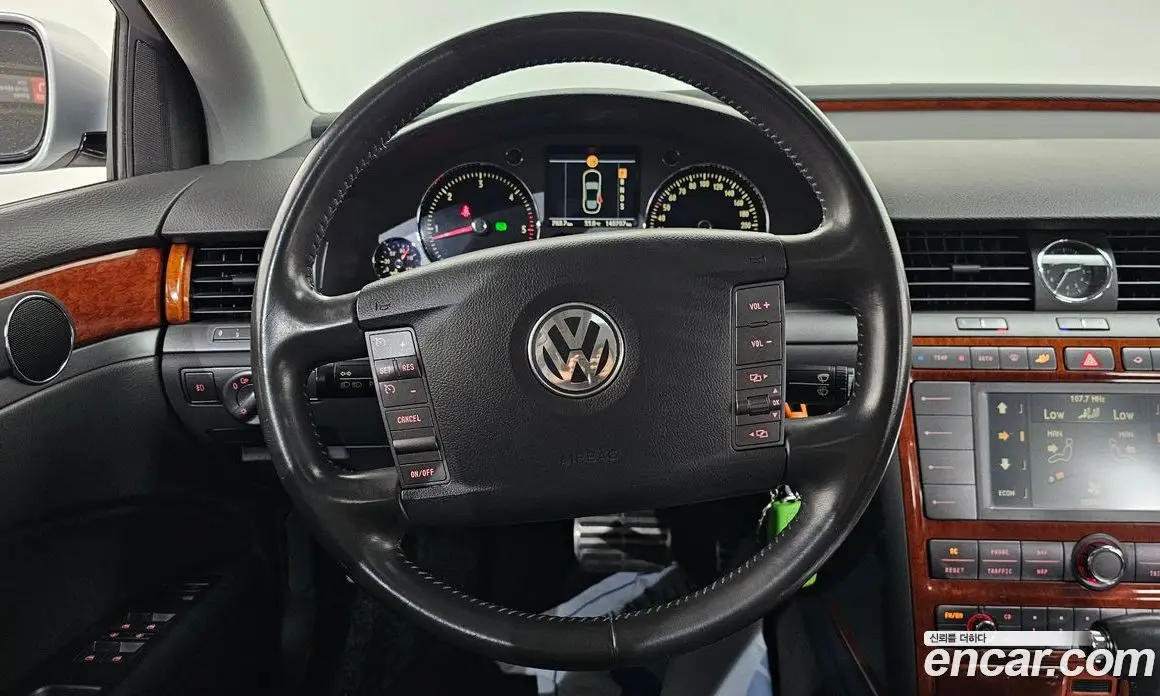 Volkswagen Phaeton 2009 3.0 автомат (гидро), фото 13 Volkswagen Phaeton 2009 3.0 автомат (гидро), фото 13